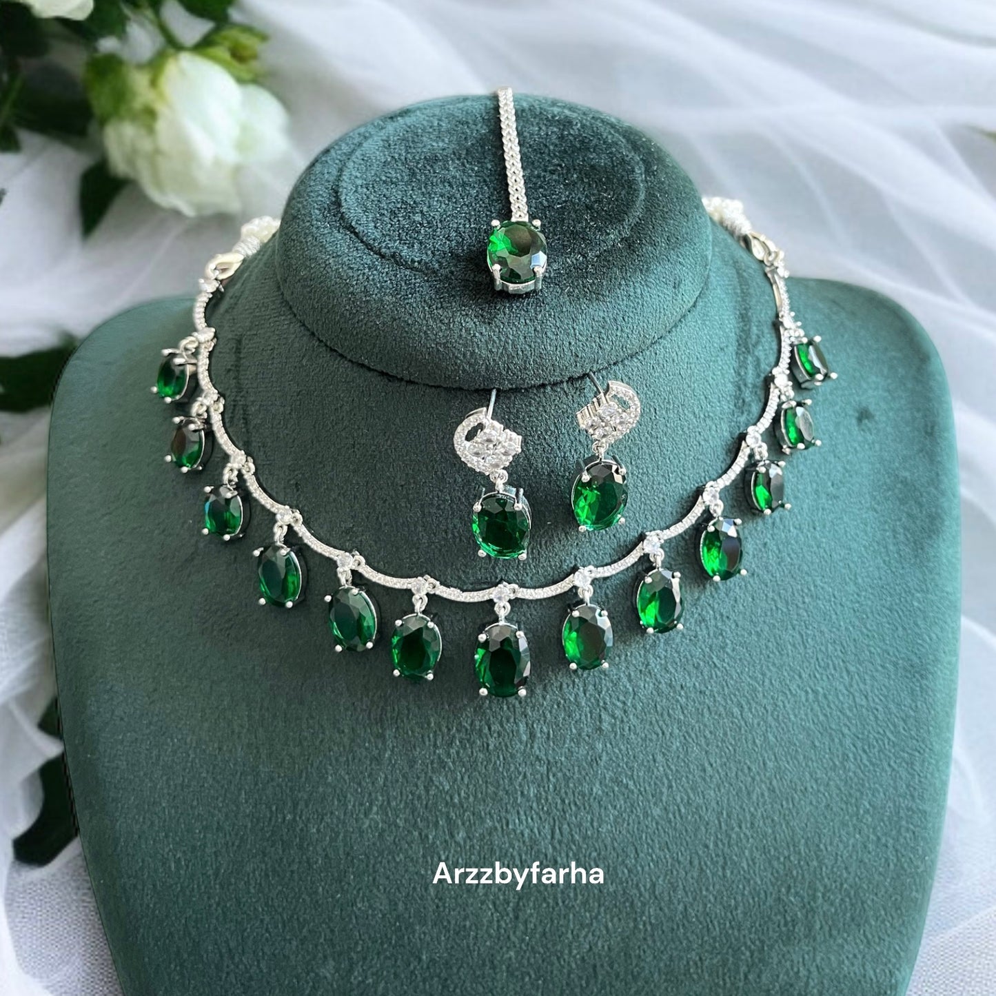 Emerald Stone AD Studded Necklace Set