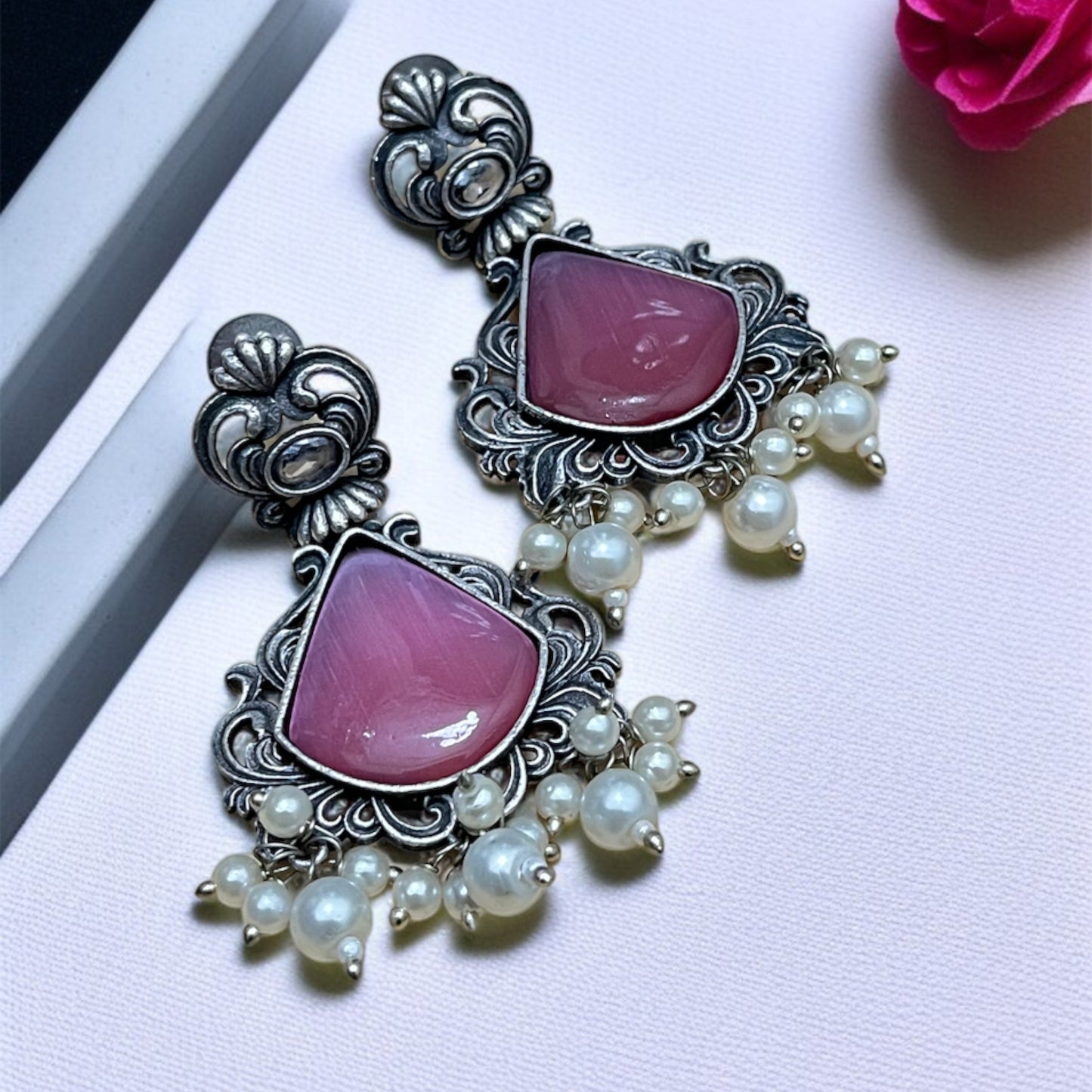 Janhvi Drop Earring