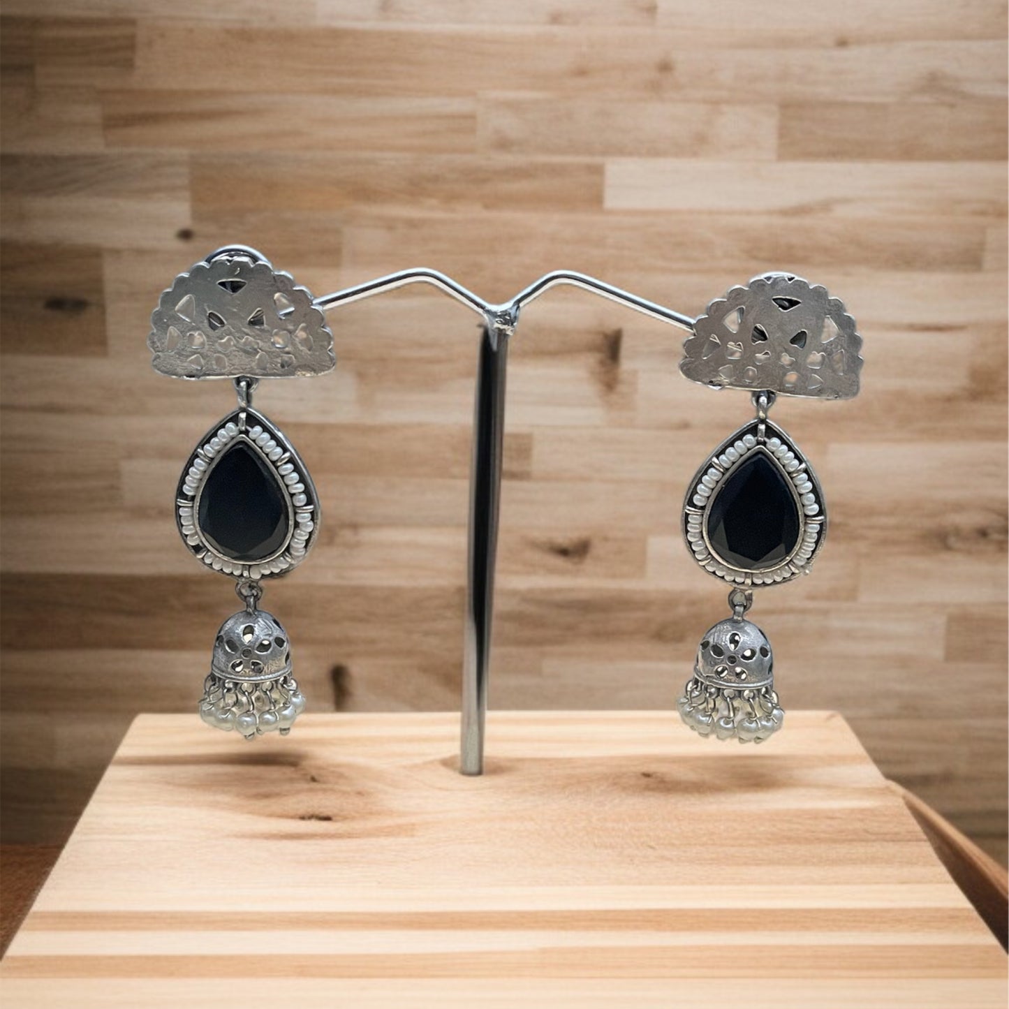 Anushka Drop Earring