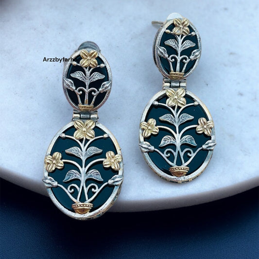 Dual Tone Black Drop Earrings