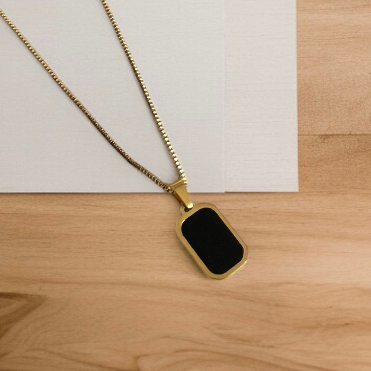 Black Pendant Chain Necklace