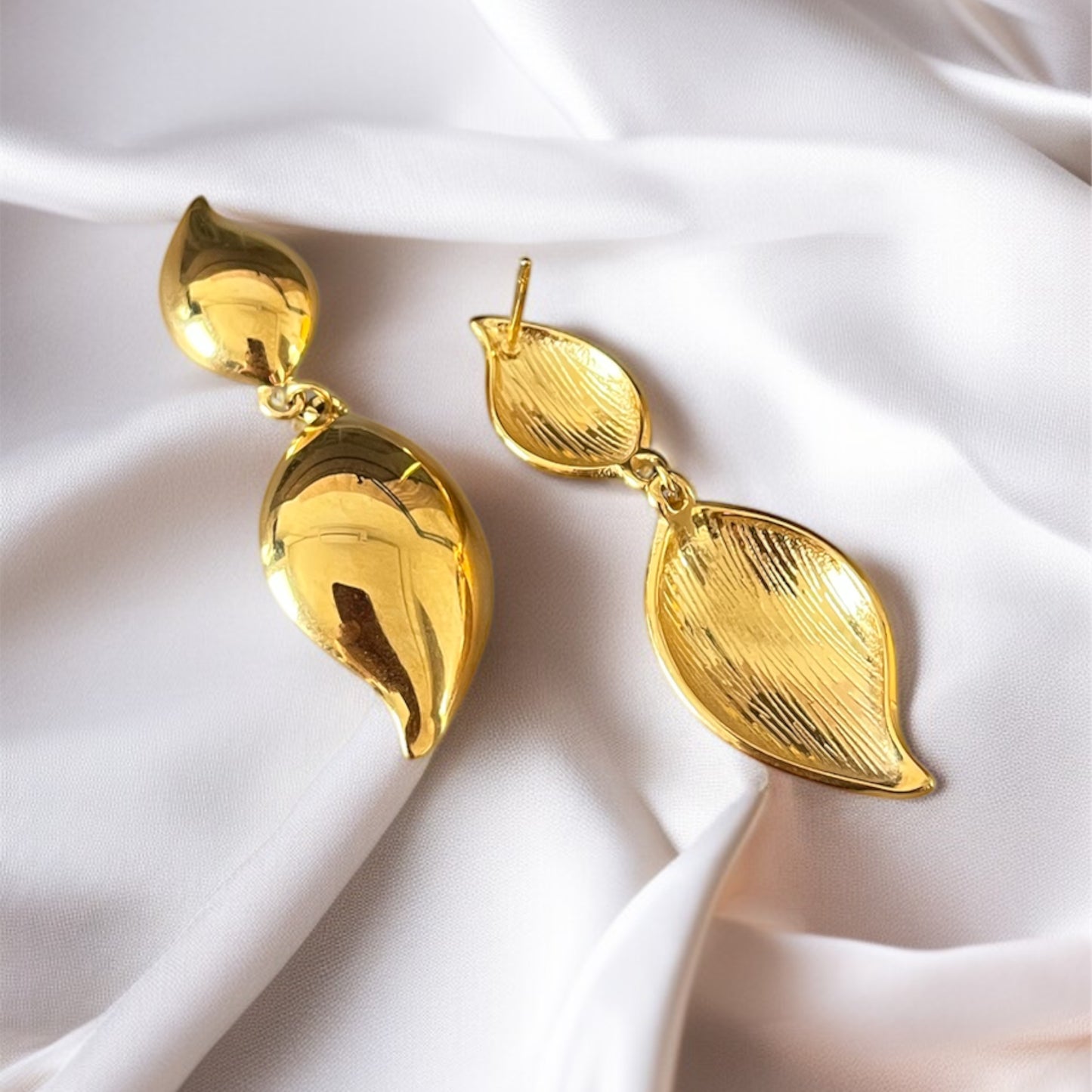18k Gold Lead Drop Earring