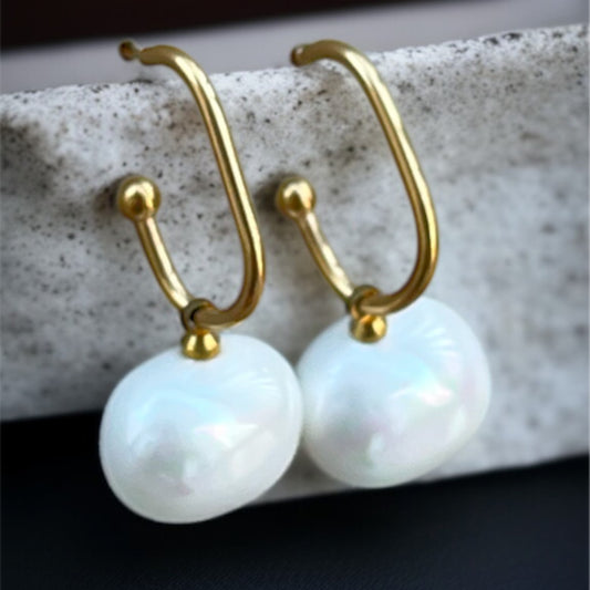 Gold & Pearl Drop Earring
