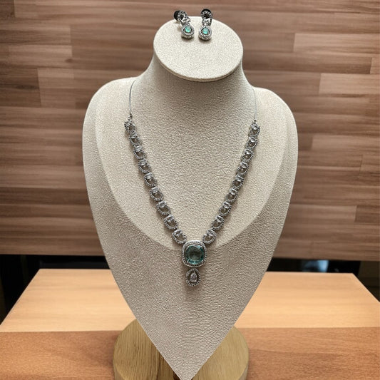 Mint AD Necklace Set