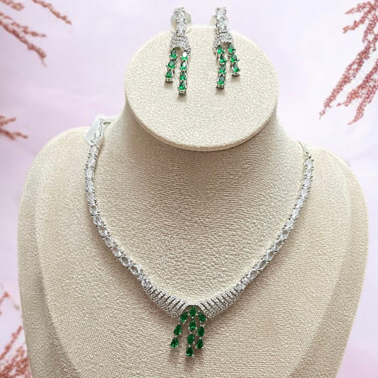 Green & White Zirconia Necklace Set
