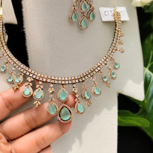 Mint AD Necklace Set