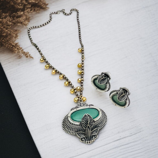 Mint Stone Necklace Set