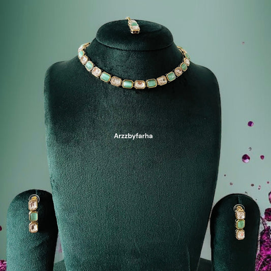 Sleek Mint & White Necklace Set
