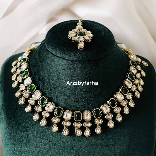 Green & White Stone Necklace Set