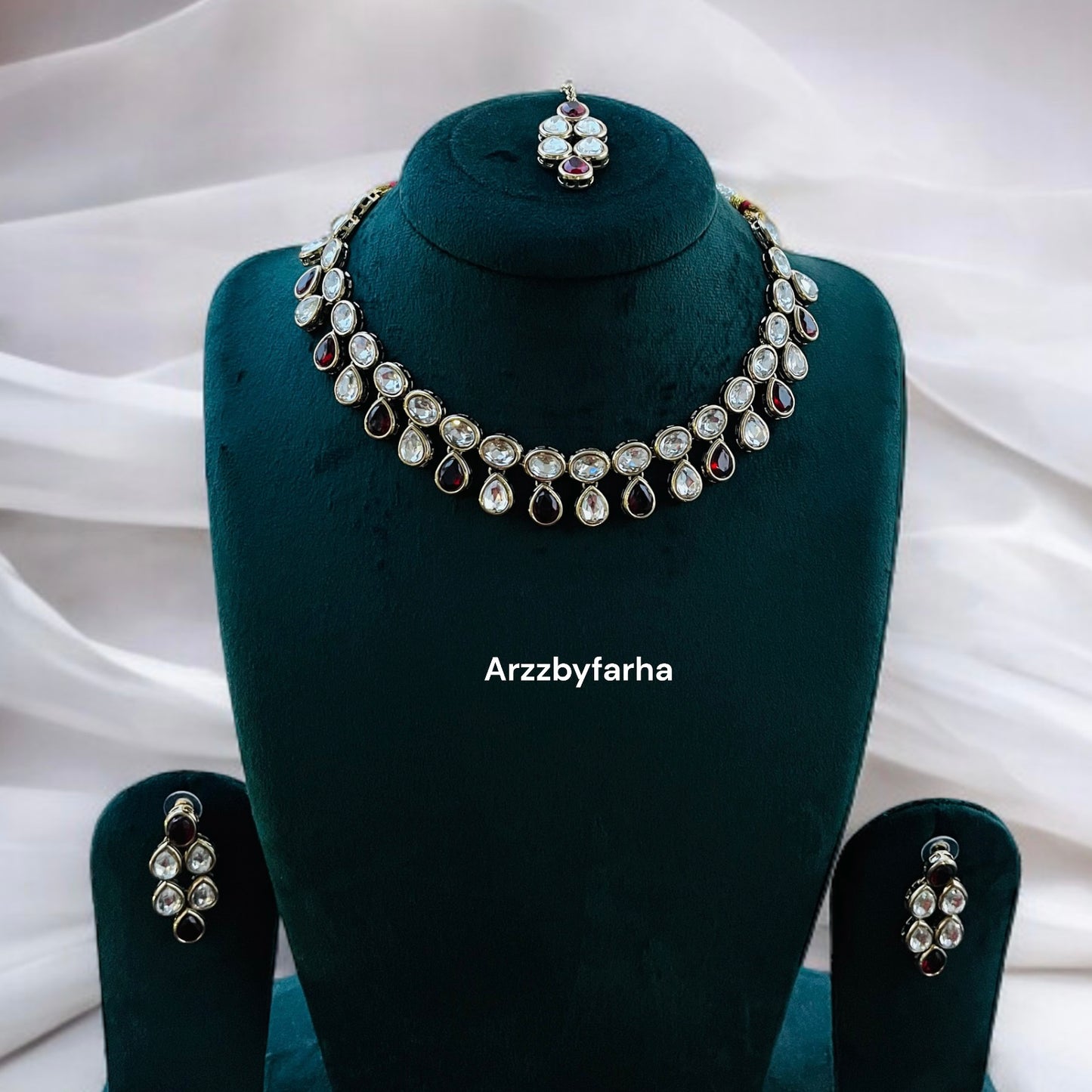 Maroon Red & White Stone Necklace Set