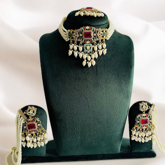 Multicolor Necklace Set