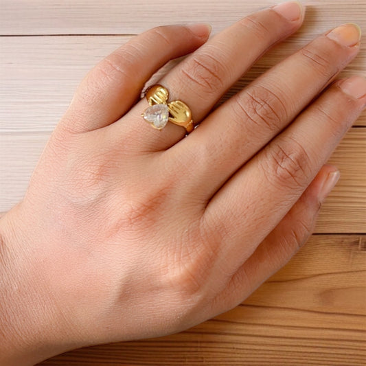 Heart Hugging Ring