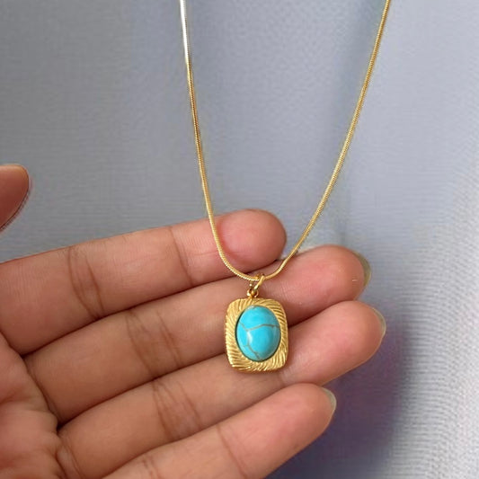 Turquoise Pendant Chain Necklace