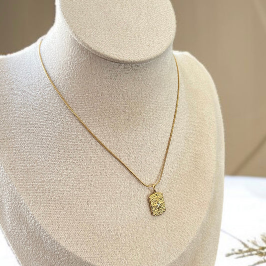 Gold Textured Pendant Necklace
