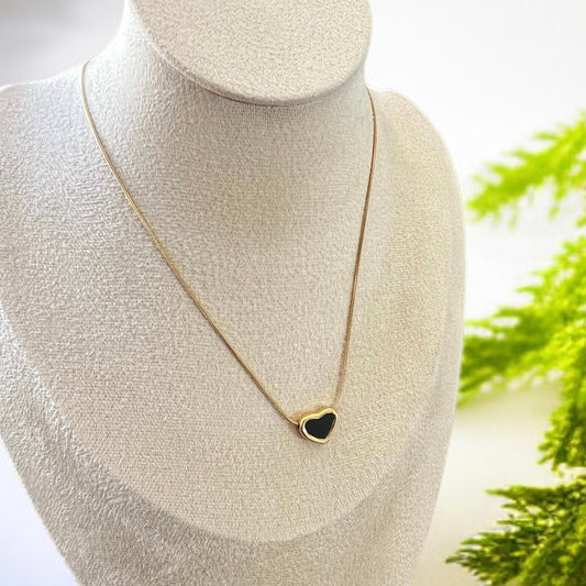 Black Heart Pendant Necklace