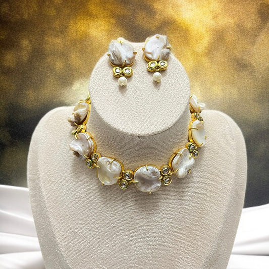 MOP Necklace Set