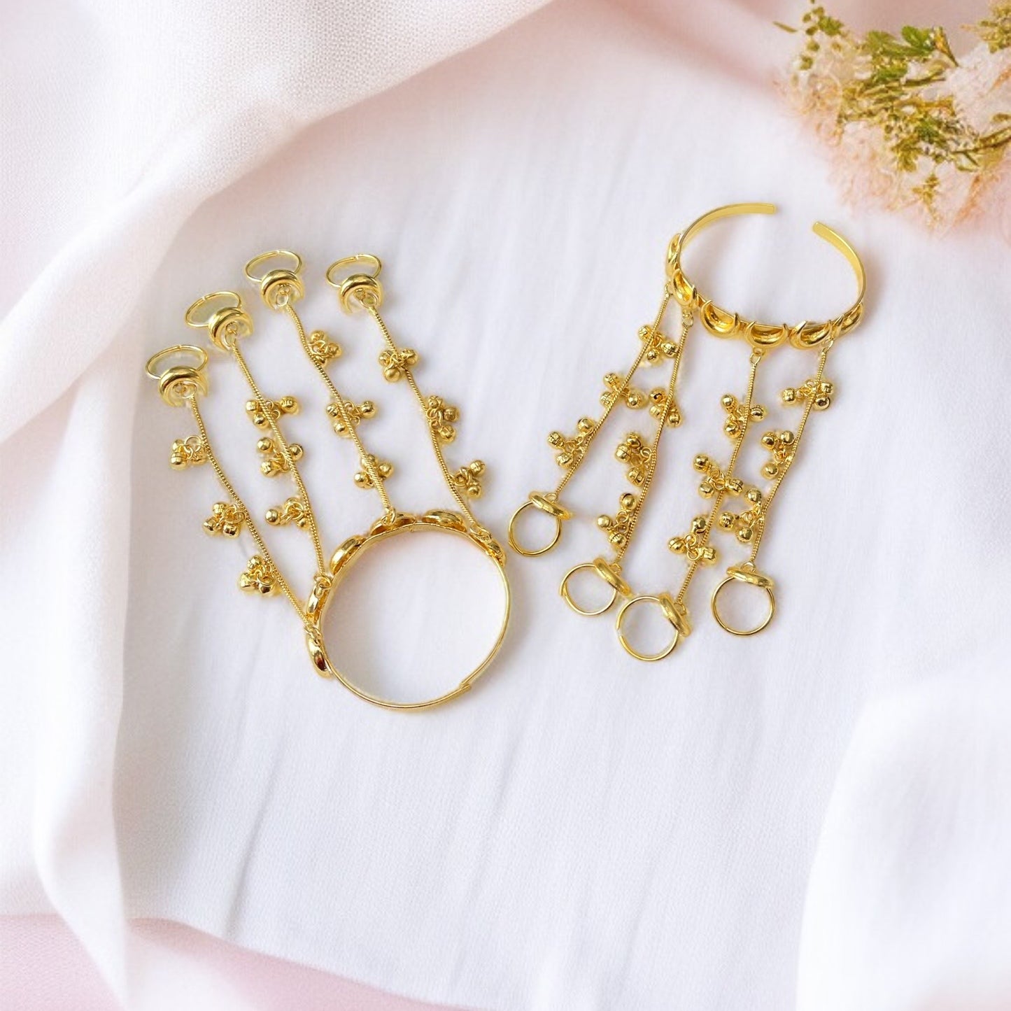 Set of 2 Ghungroo Hath Phool