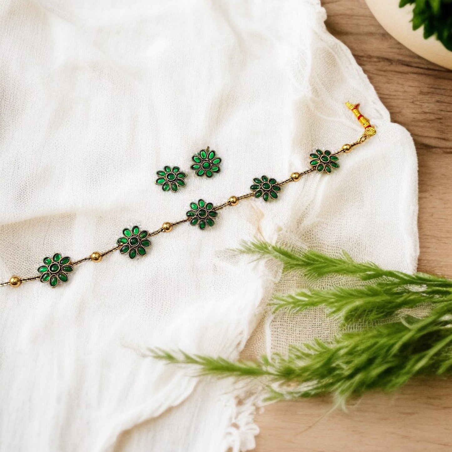 Green Flower Necklace Set