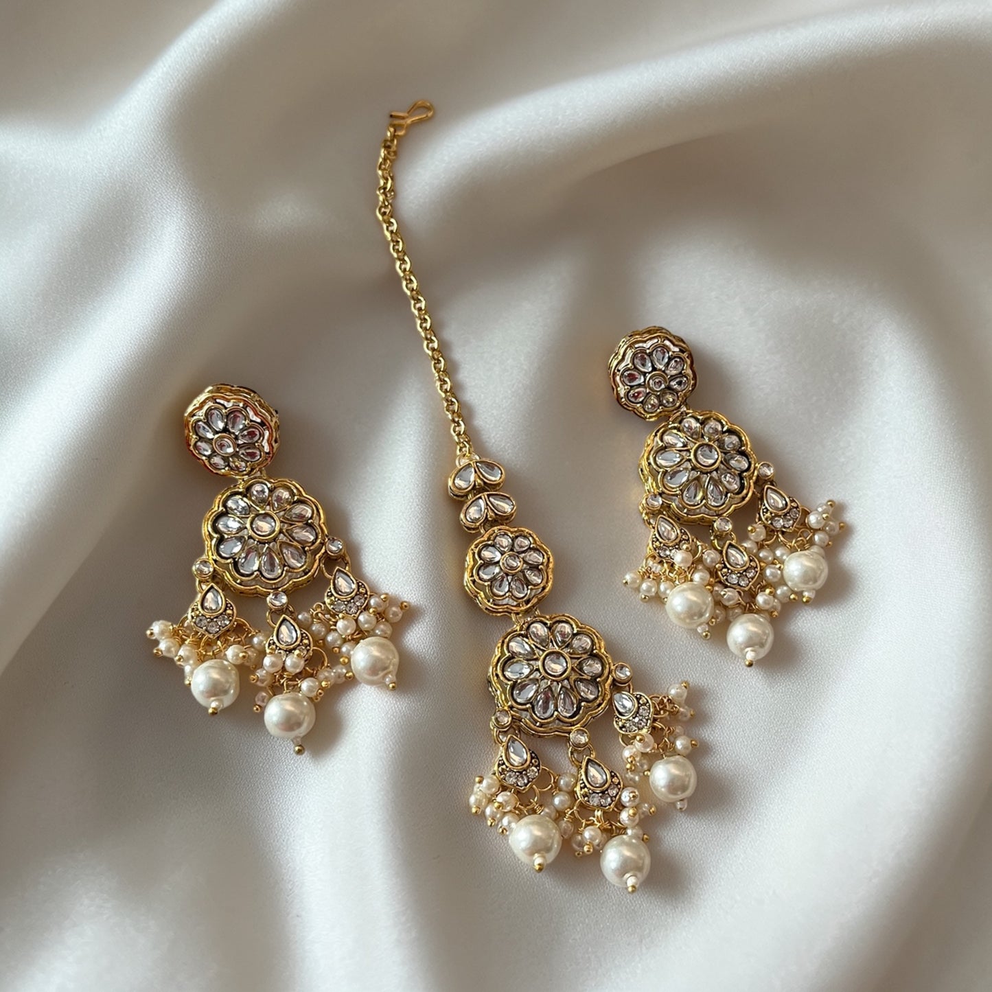 Kundan Pearl Necklace Set