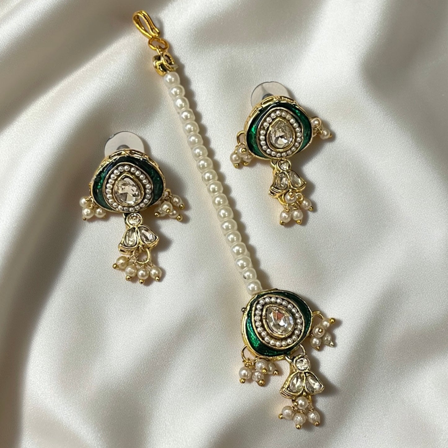 Meenakari Sleek Stone Necklace Set