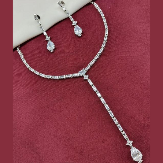 White AD Zircon  Necklace Set