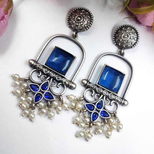 Aliza Dangler Earrings